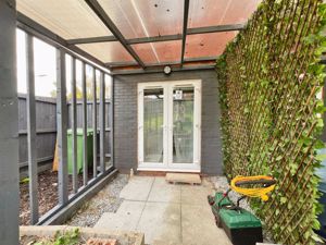 Covered area- click for photo gallery